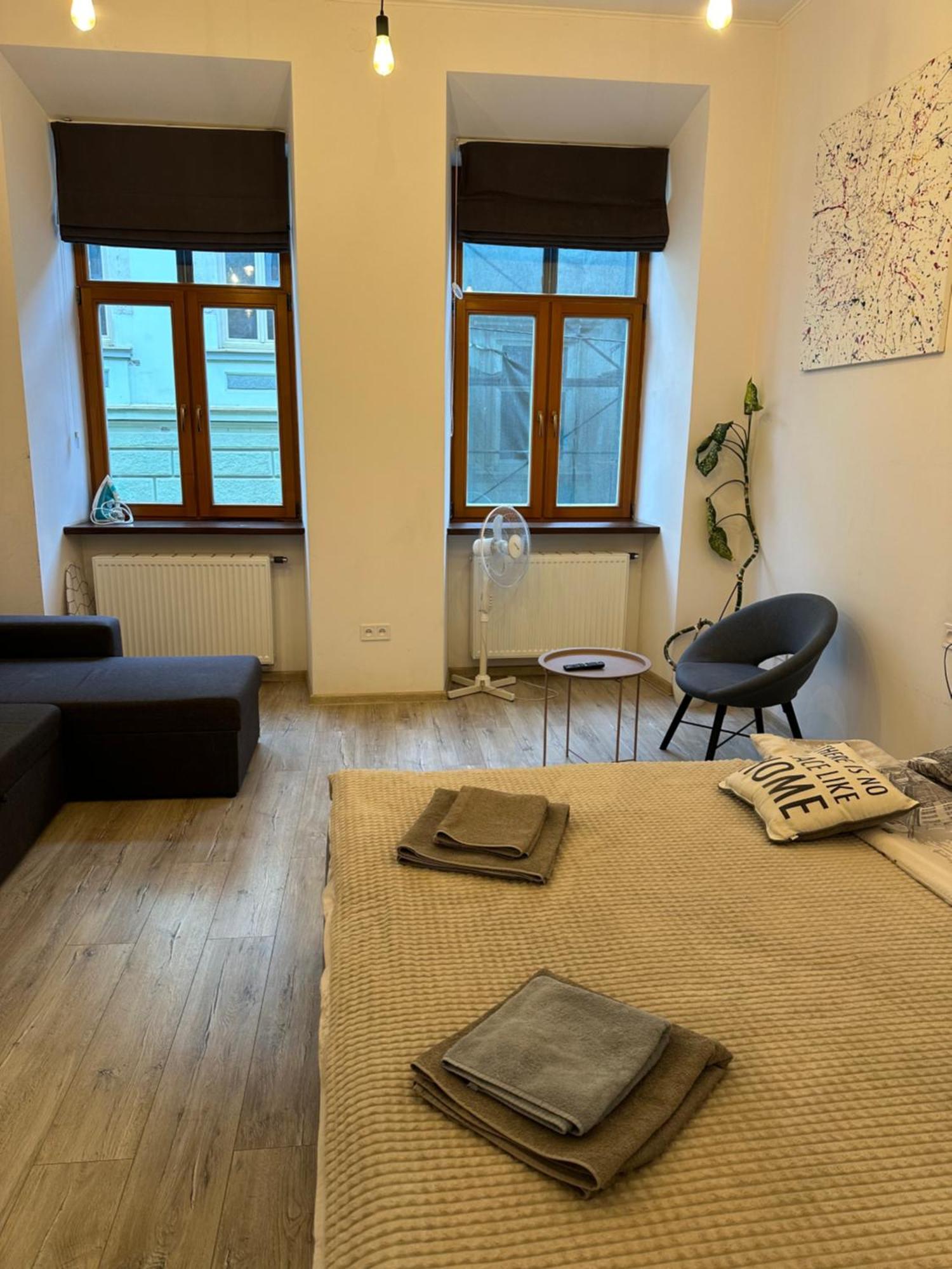 Apartment Vip Virmenska Street Lviv Exteriör bild